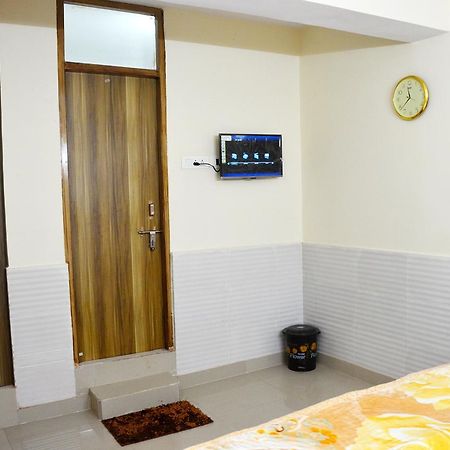 Shiv Shakti Guest House Grander Noida Exterior foto