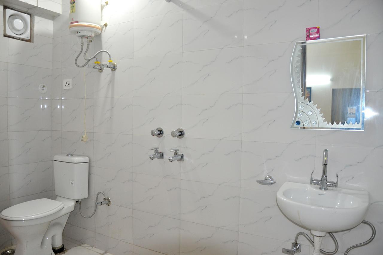 Shiv Shakti Guest House Grander Noida Exterior foto