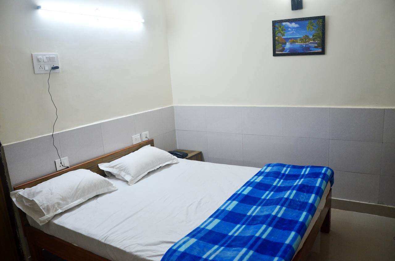 Shiv Shakti Guest House Grander Noida Exterior foto